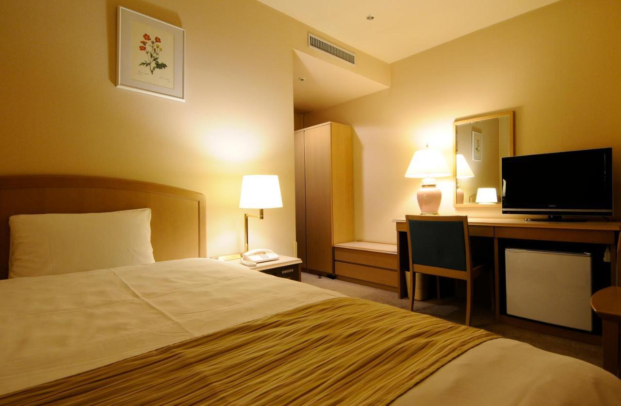 Crefeel Koto Hotel Higashiomi Exterior foto